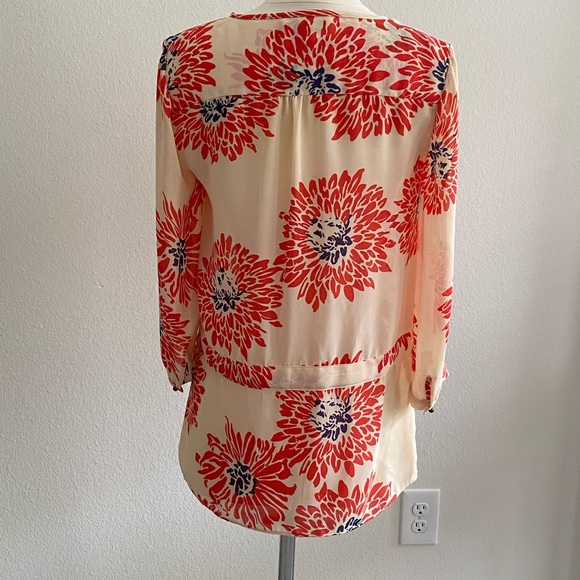 Banana Republic Floral Tunic - Picture 2 of 5